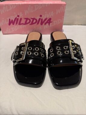 NIB Wild diva black sandals.